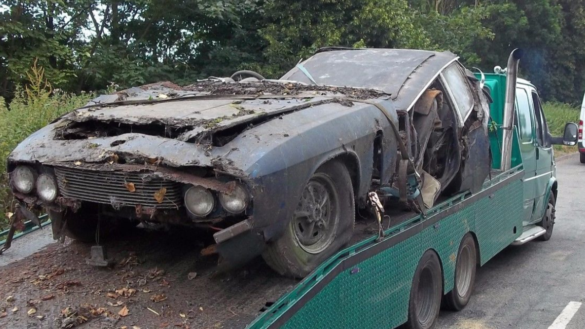 This Dilapidated Jensen Interceptor Is The Most Pathetic