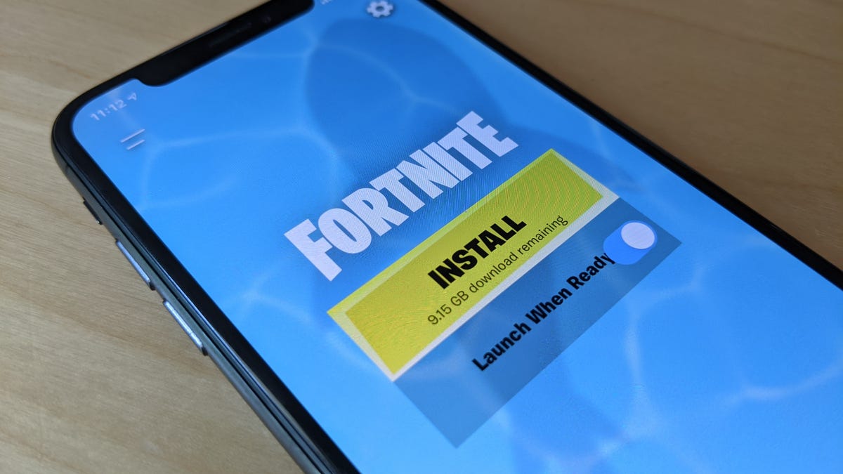 photo of Why are People Selling 'Fortnite' iPhones for Thousands of Dollars? image