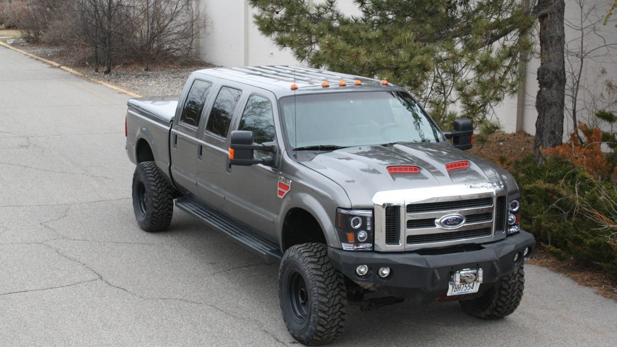 For 49 700 This 2009 Ford F350 Rolls A Six