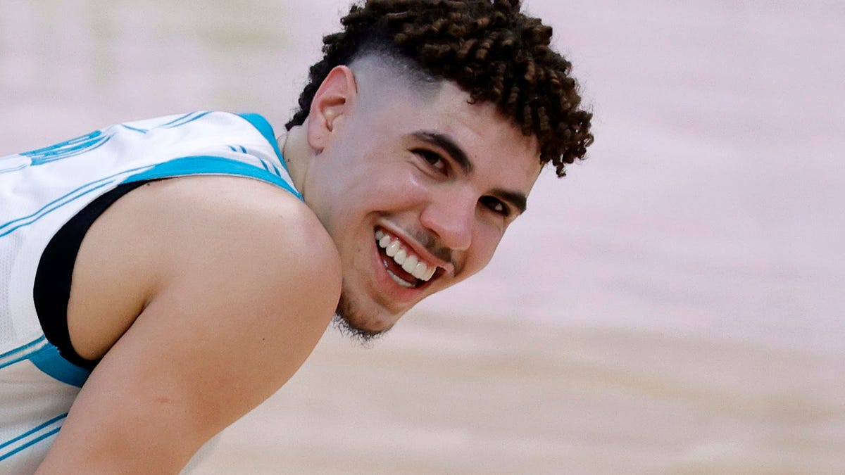 LaMelo Ball makes critics look silly with the Rookie of the Year move