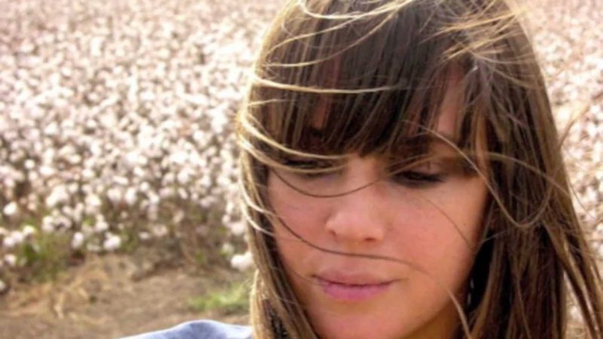 Cat Power Wanders Around With M Ward For 18 Gorgeous Minutes