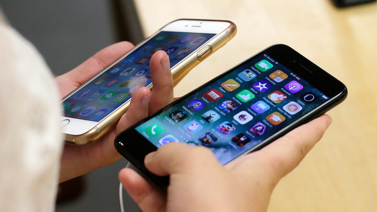 Chinese National, Three Others Plead Guilty in Apple Counterfeiting Scheme