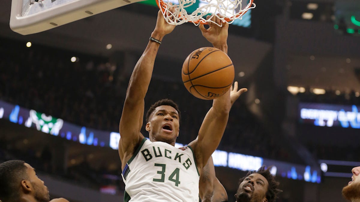 standing dunk