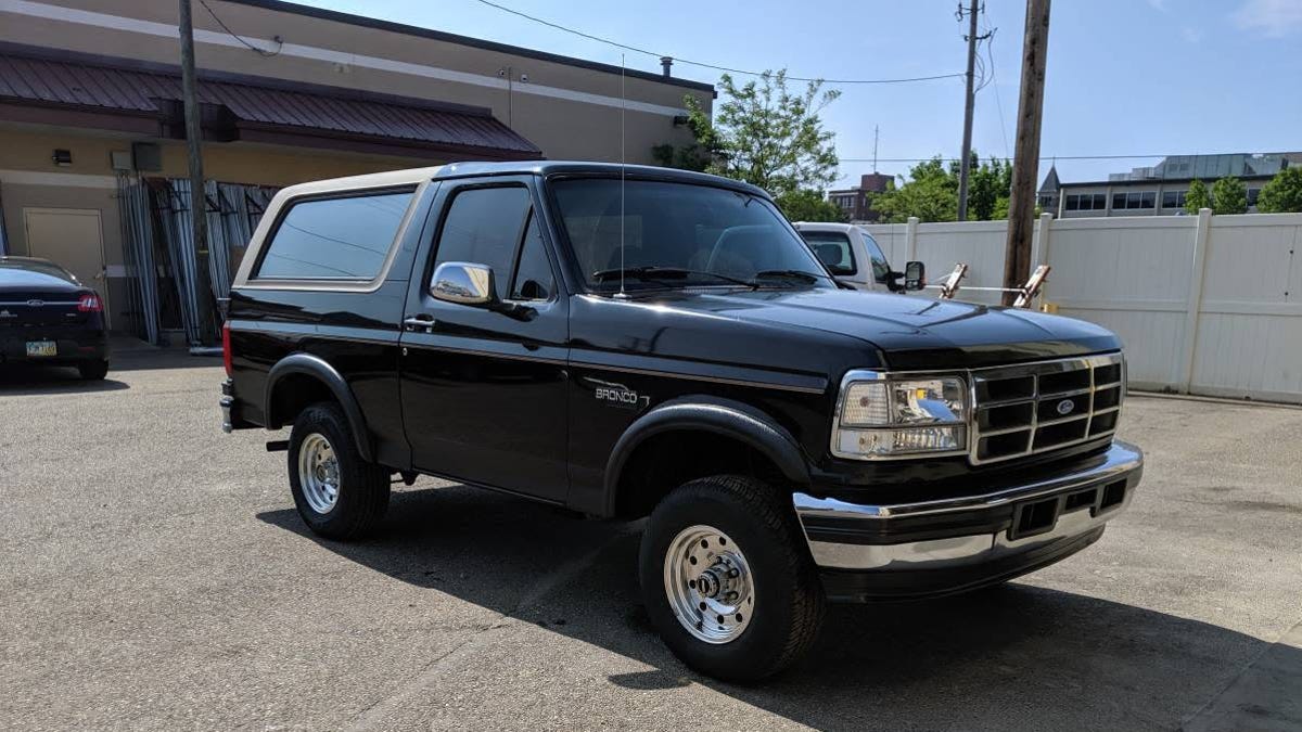 At 3 200 Could This 1996 Ford Bronco Eddie Bauer Edition