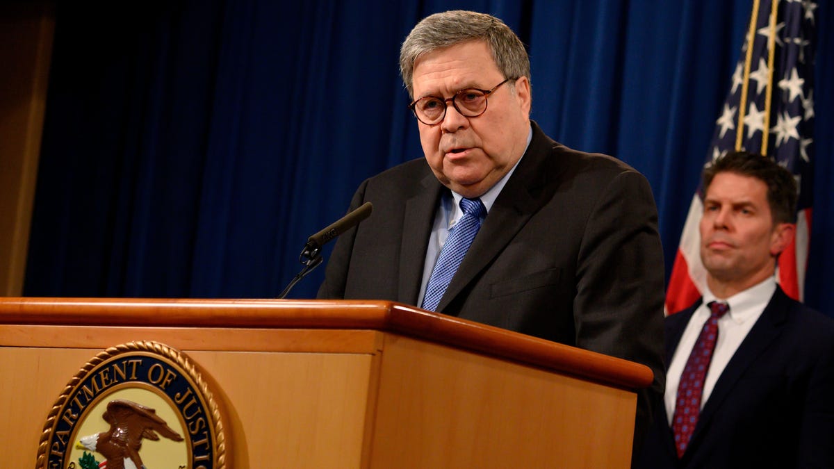 DOJ Steps Up Pressure on Apple to Unlock Saudi Terror Suspect's iPhone thumbnail