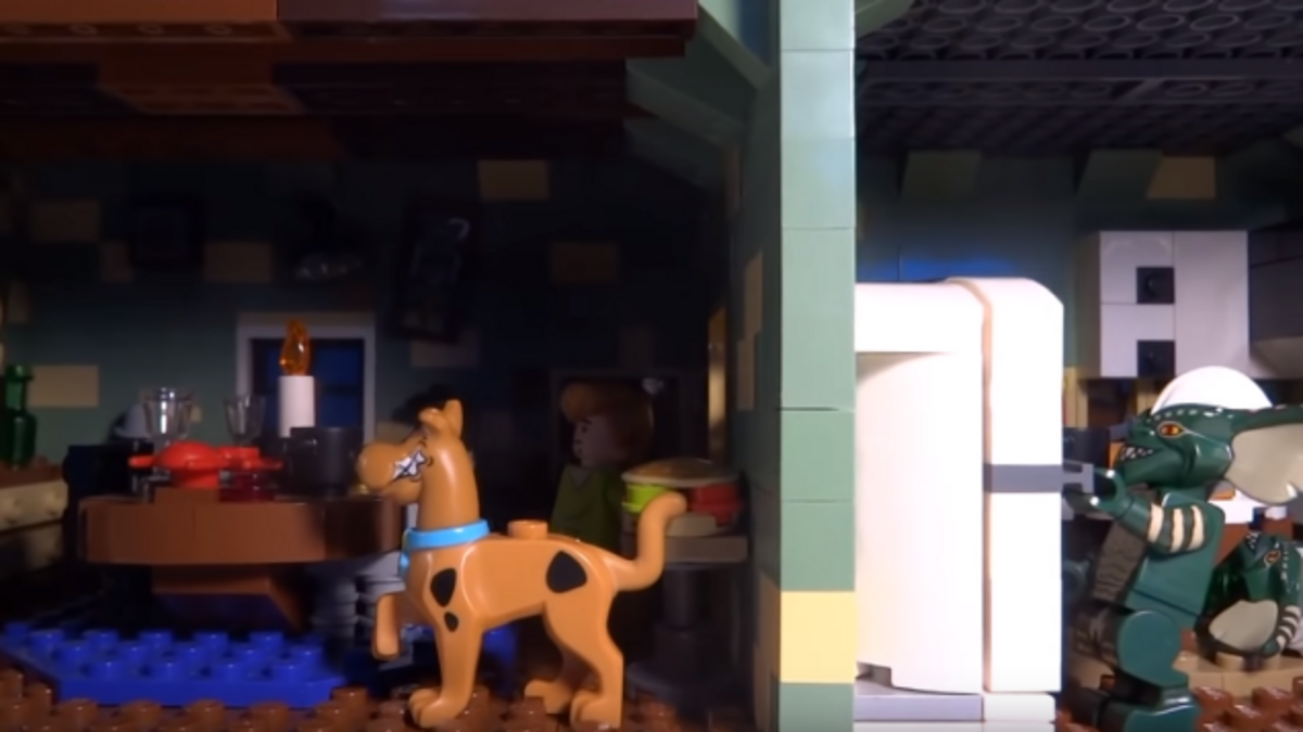 This Lego Artist Created the Ultimate Horror Movie Haunted House