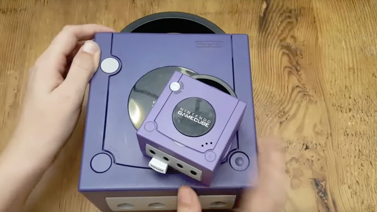 mini nintendo gamecube