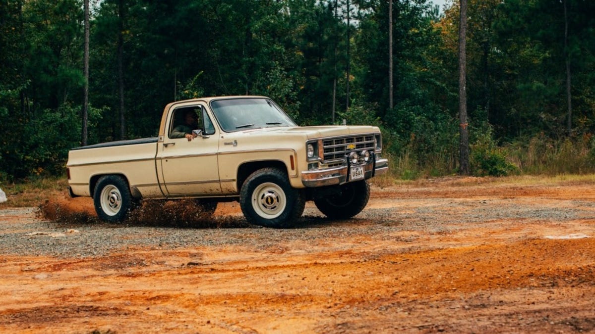 This Shop Will Build You A Modernized 650-HP Chevy Square Body Truck.