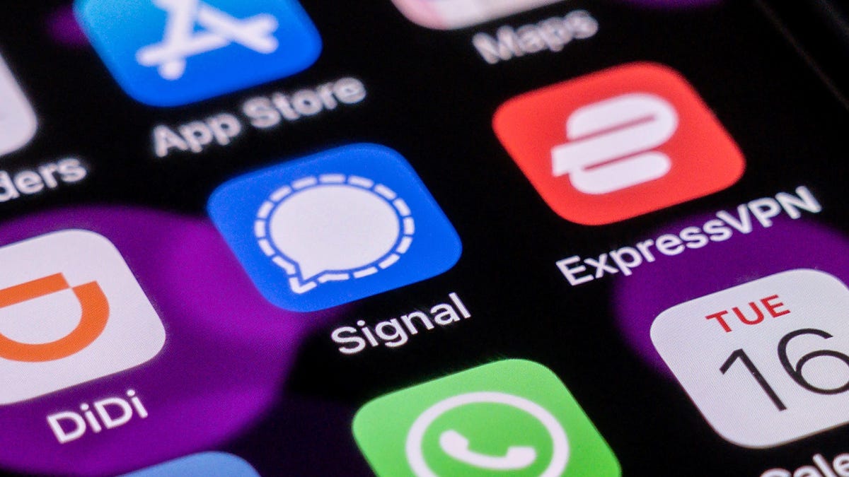 Encrypted message signal from message goes down in China