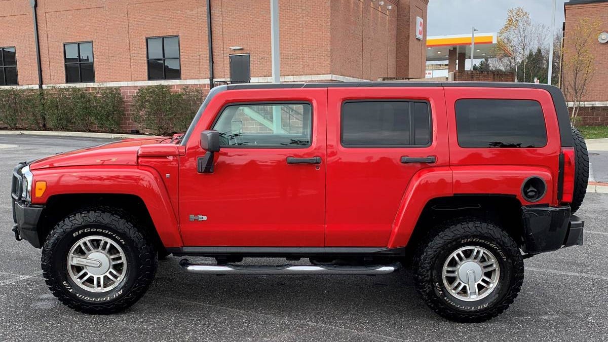 At $8,000, Could This 2006 Hummer H3’s High Miles Make It A Bargain?