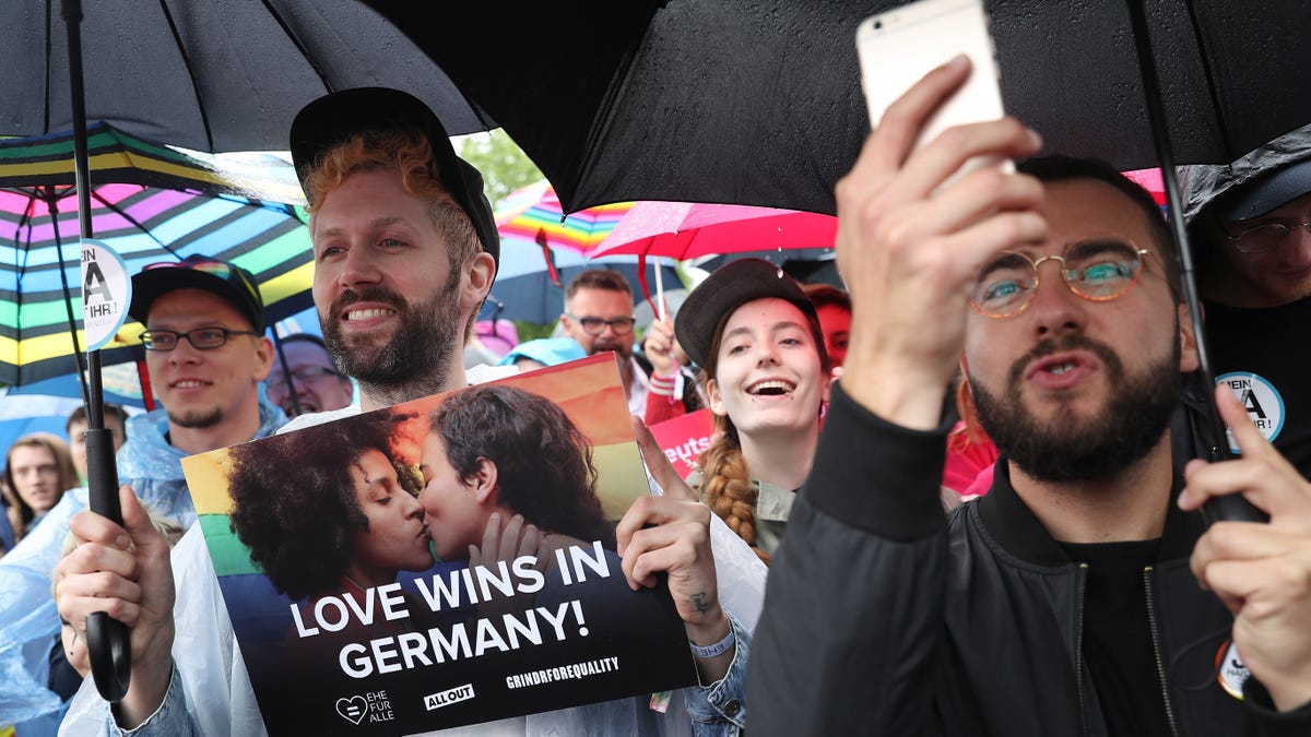 Germany Parliament Votes To Recognizes Same Sex Marriage