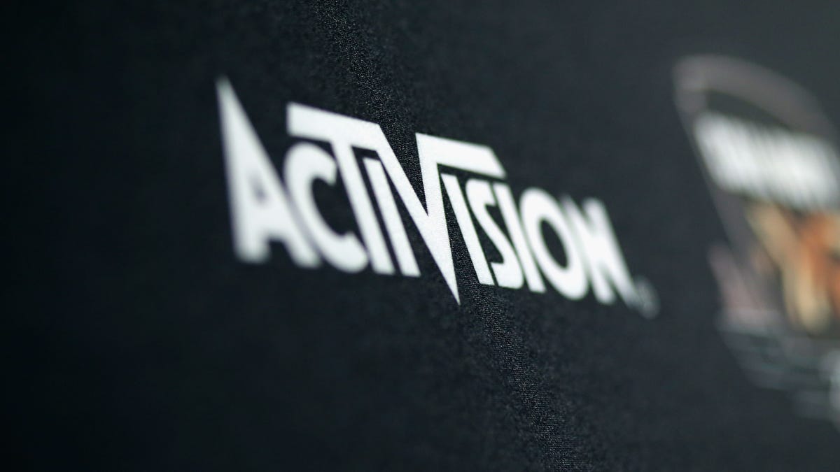 Activision Subpoenas Reddit to Uncover Mysterious 'Call of Duty' Leaker thumbnail
