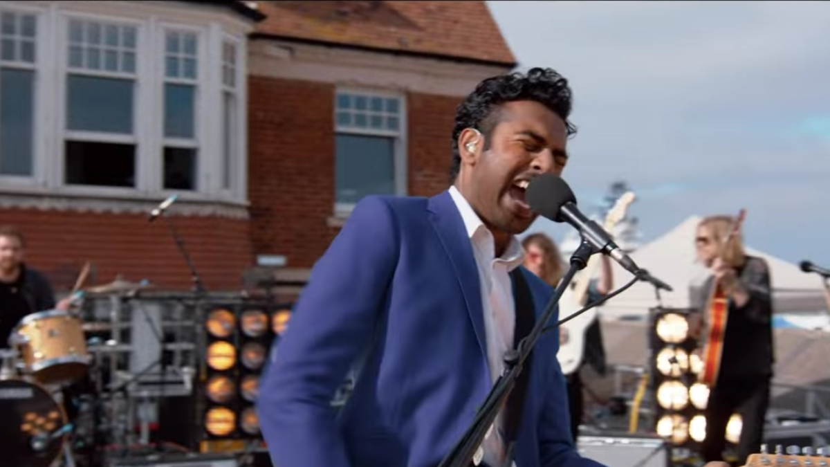The Yesterday Trailer Has The Internet Obsessing Over A Beatles Less World