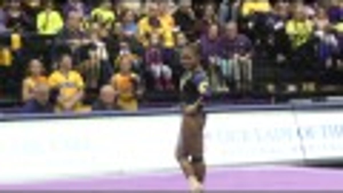 Gymnast S Awesome Hip Hop Inspired Floor Routine Scores