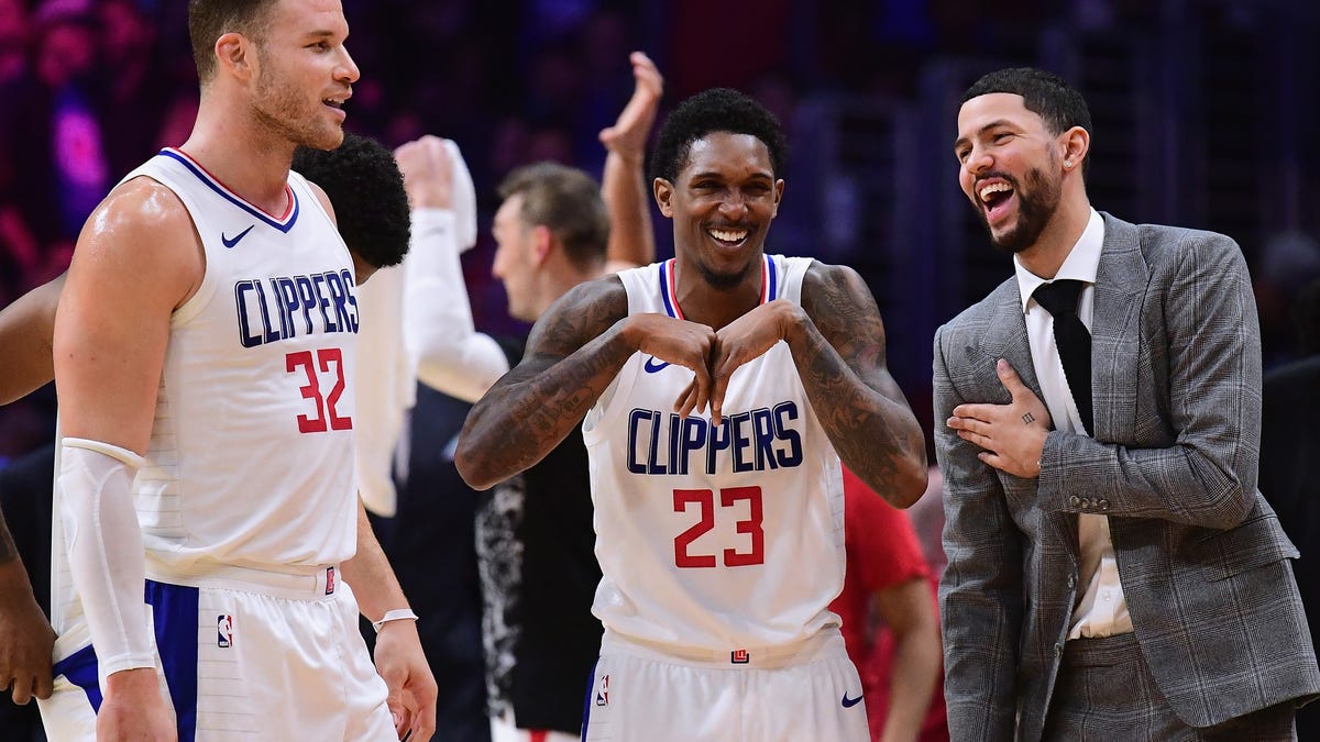The Rockets Hilariously Tried To Storm The Clippers Locker Room