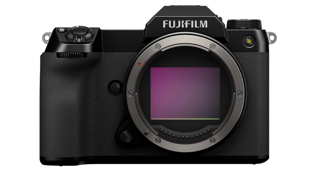 Fujifilm announces new X-E4 rangefinders and Super Compact GFX 100S large format cameras