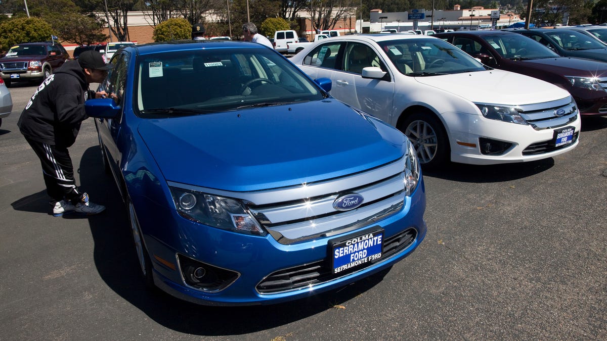 Ford faces $ 610 million recall due to explosion of Takata airbags