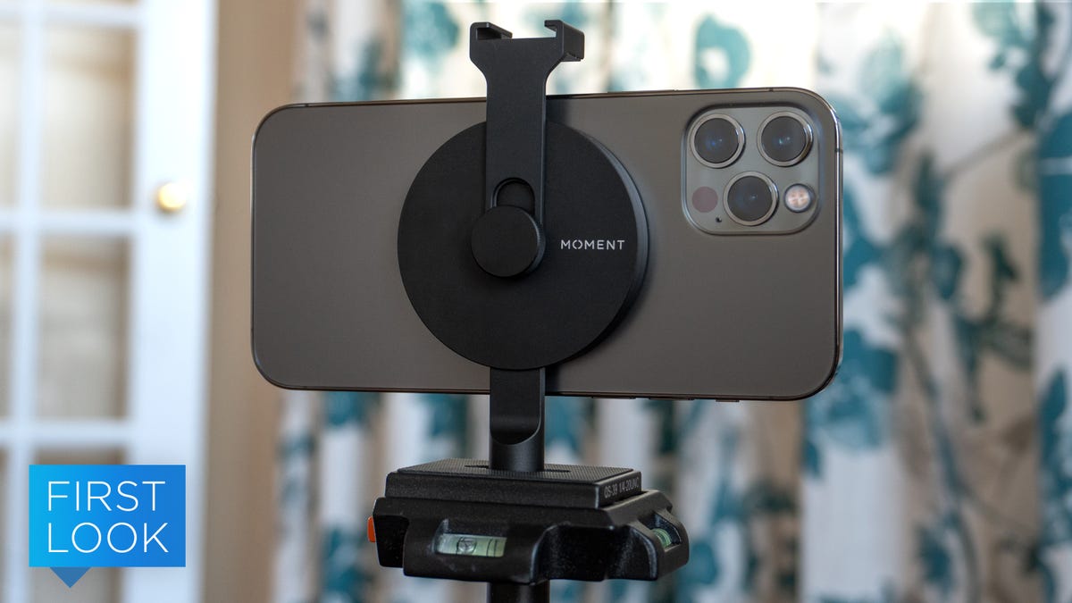 Moment MagSafe Tripod Mount First Look: An iPhone 12 Upgrade