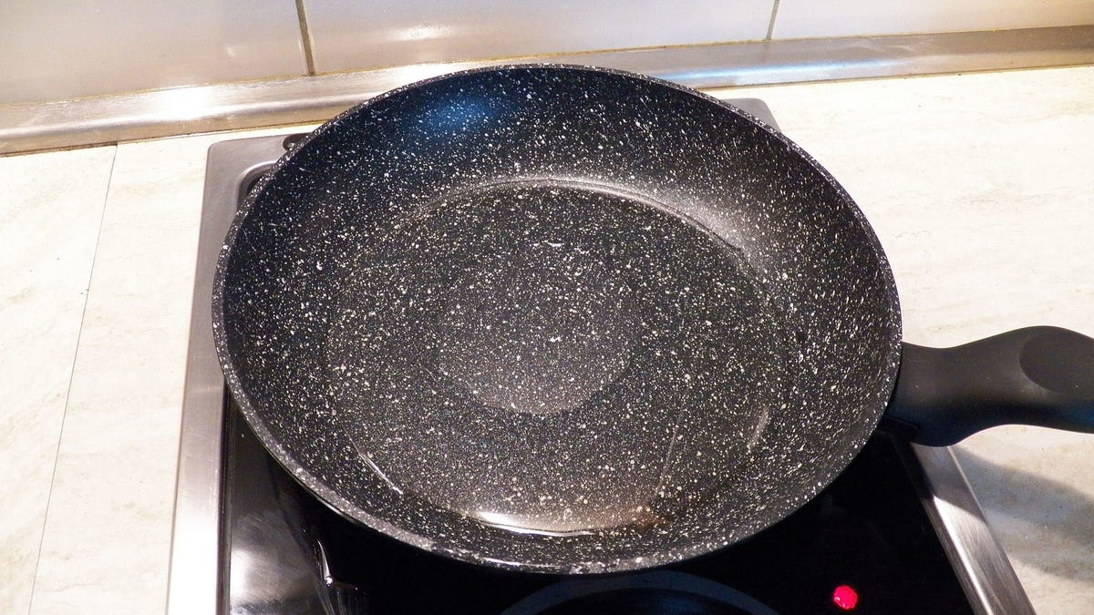 Scientists explain why food still sticks to your stupid non-stick pan