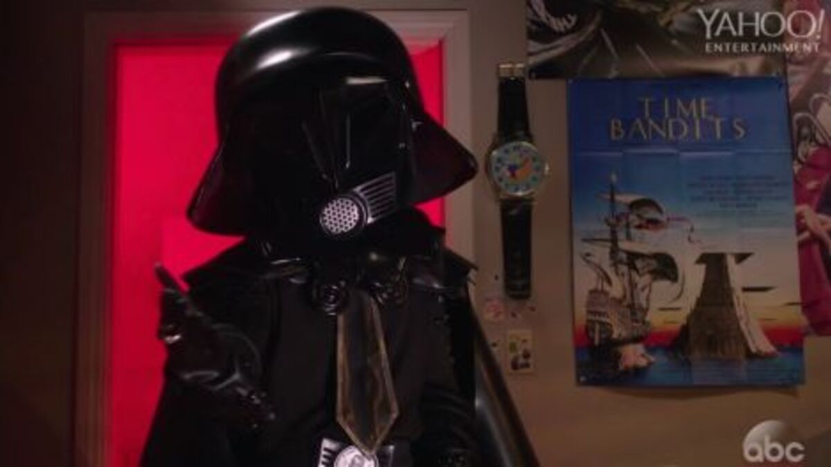 Watch Rick Moranis Spaceballs Cameo On The Goldbergs And Witness The Power Of Sequels