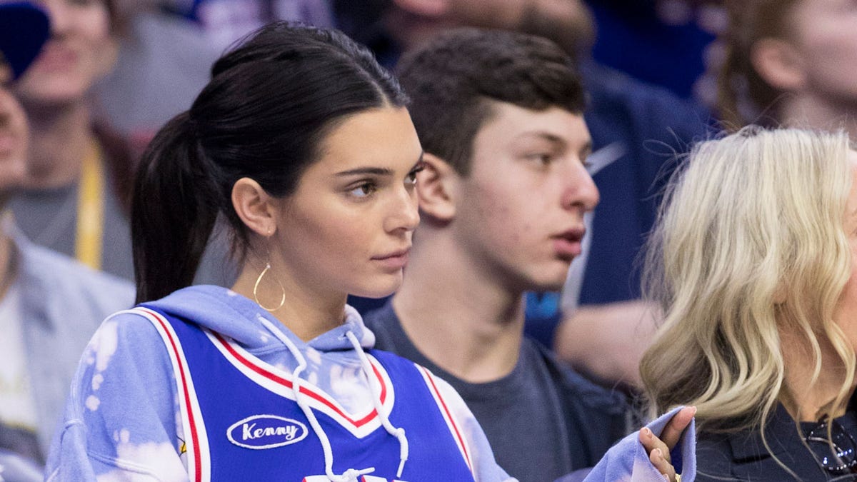 Kendall Jenner And Ben Simmons Had Dinner At A New Jersey Mall