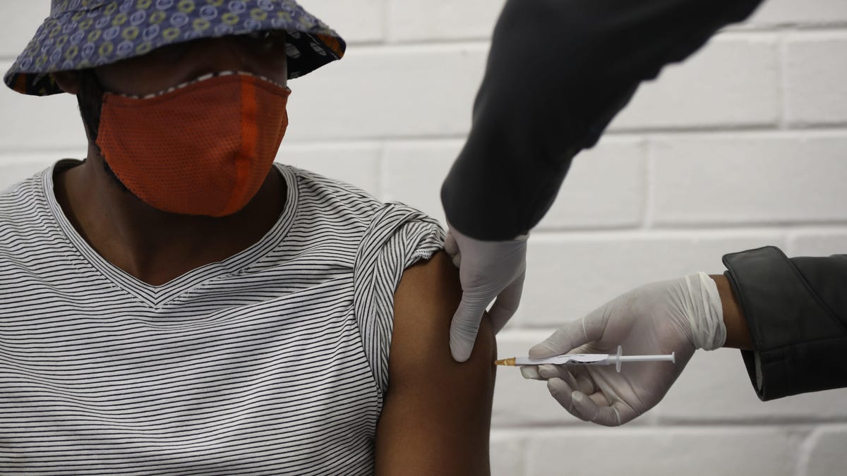 South African Coronavirus Variant May Dodge Existing Immunity in Some People - Gizmodo