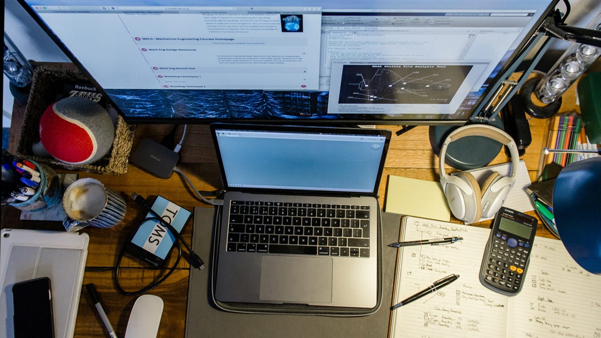 Cable Management Necessities For A Clean Desk
