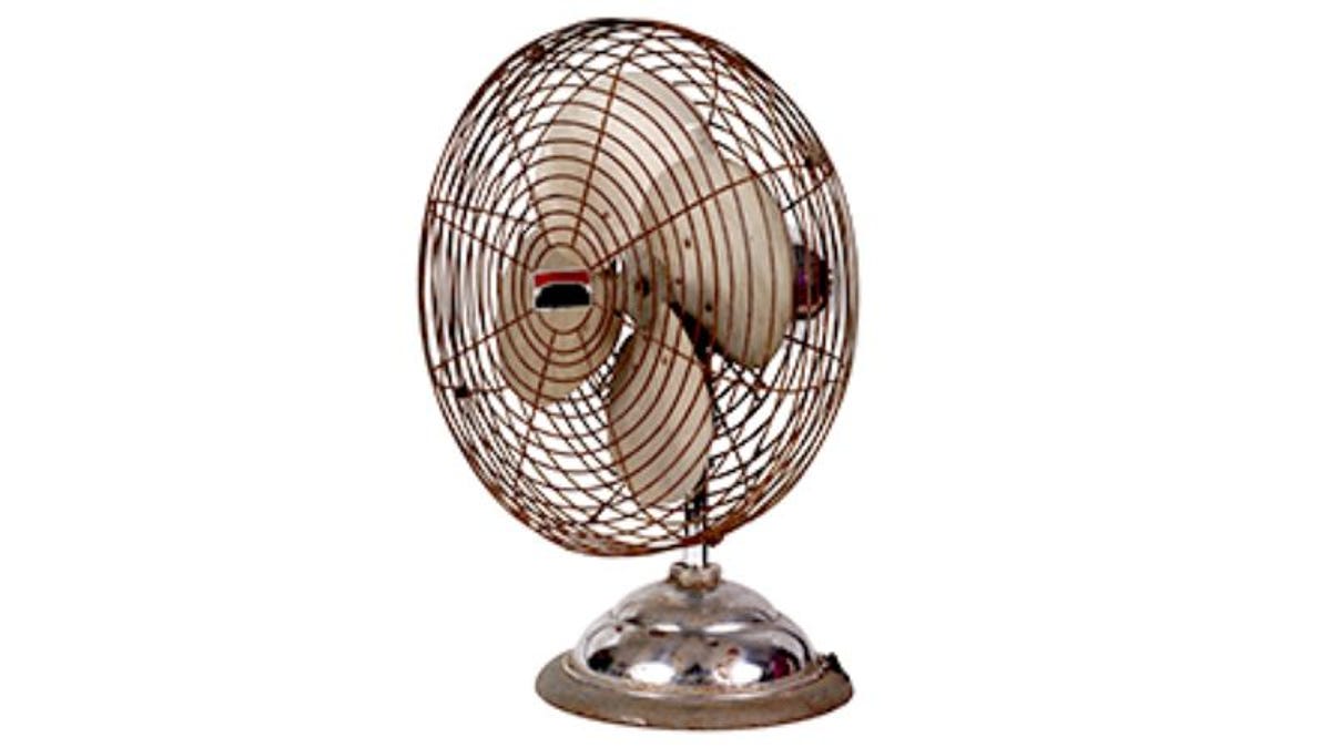Oscillating Fan