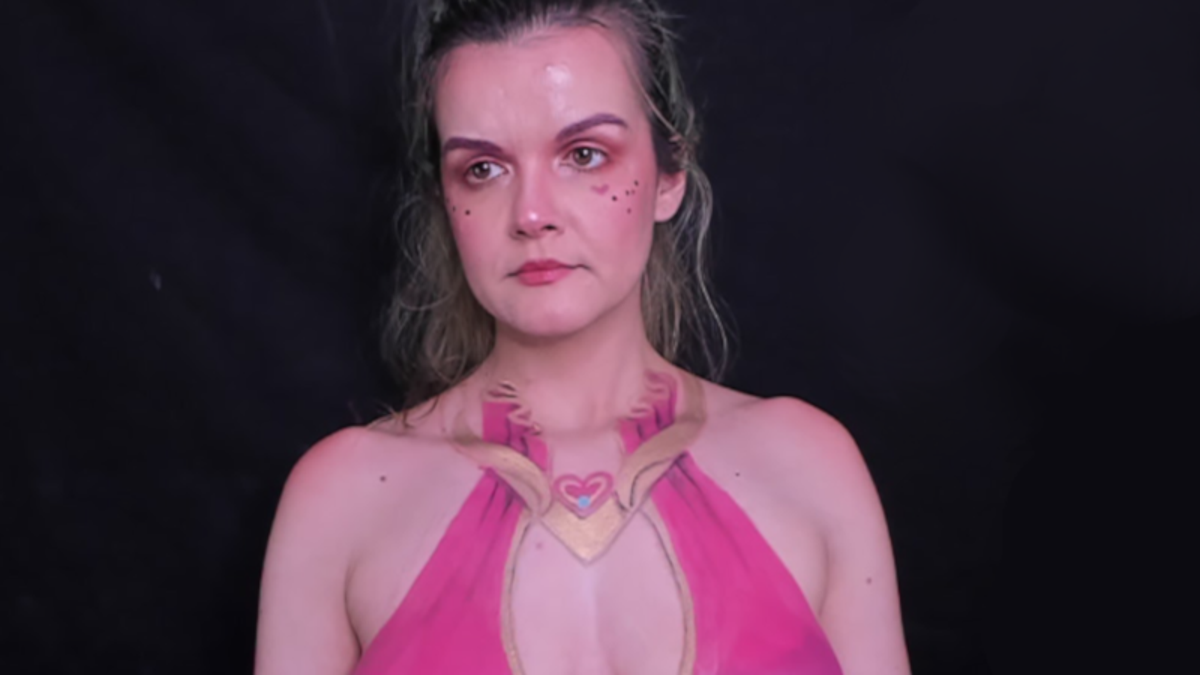 Twitch has reinstated body painting streamer Forkgirl’s account after indefinitely suspending it las thumbnail