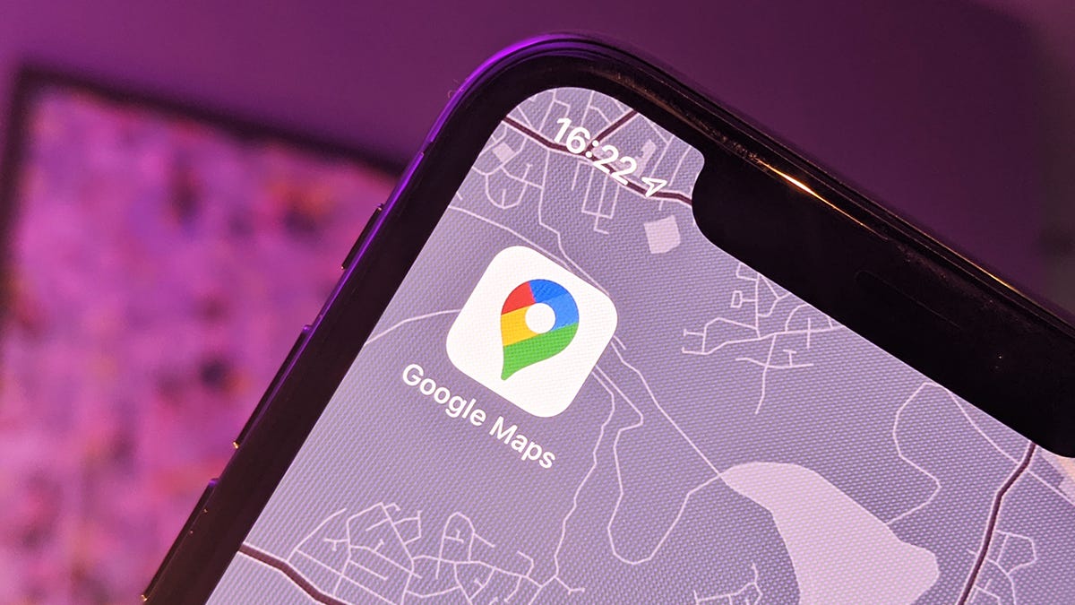 How Location Tracking Works on Your Phone in 2020 thumbnail