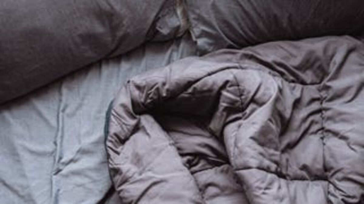 The Best Weighted Blankets in 2020 to Temper the Warmth