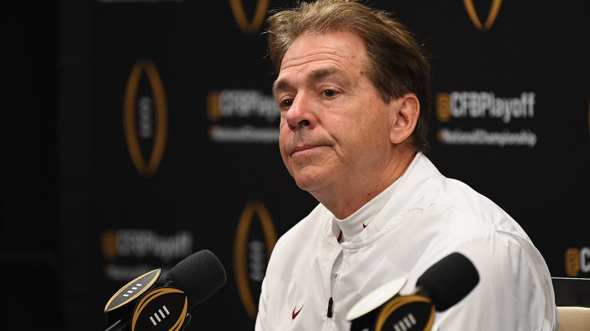What The Hell Was Nick Saban Thinking With That Fake Field ...