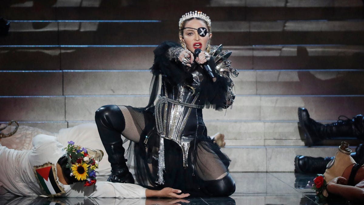 Madonna Posts On Instagram After Accusations of ...