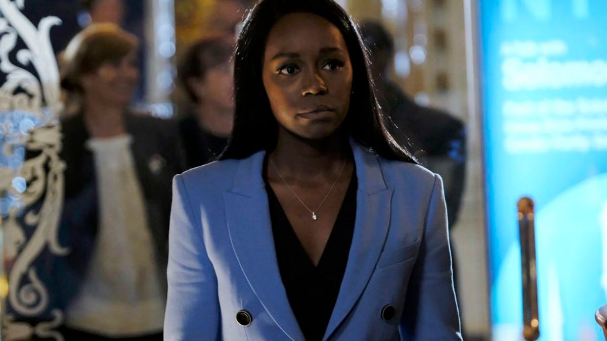 How To Get Away With Murder S Best Drama Comes From Its Most