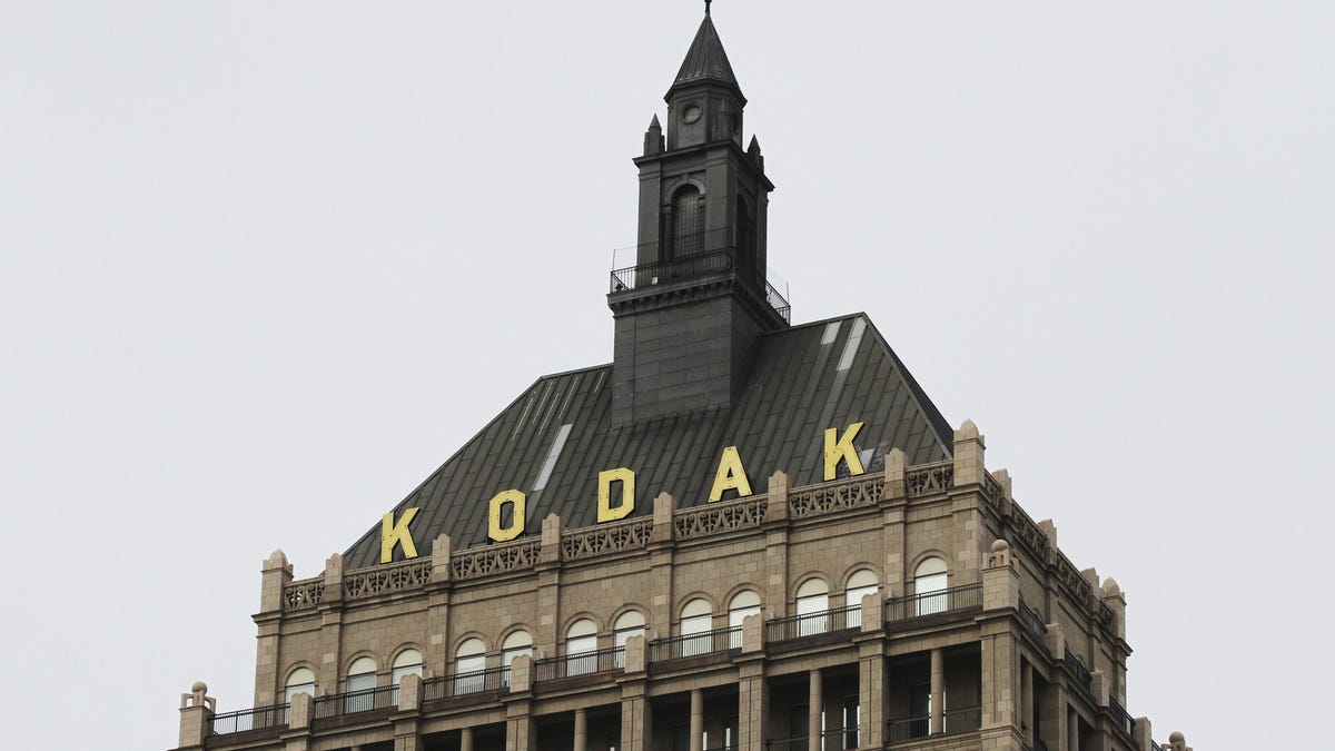 Kodak Gave Its CEO Stock Options, Then News Broke of a Million-Dollar Federal Deal and Prices Soared