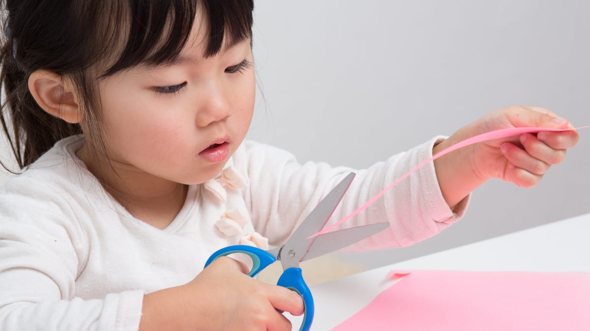 The Easiest Way to Teach Kids How to Hold Scissors