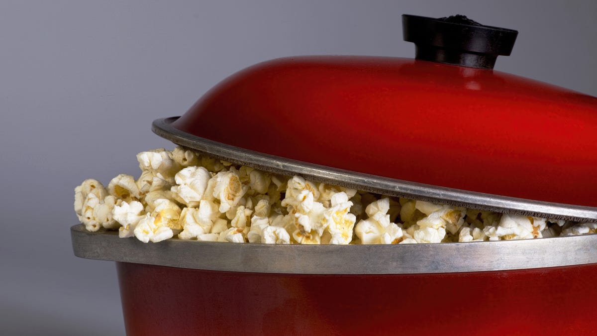 You Don't Have to Preheat Your Popcorn Oil