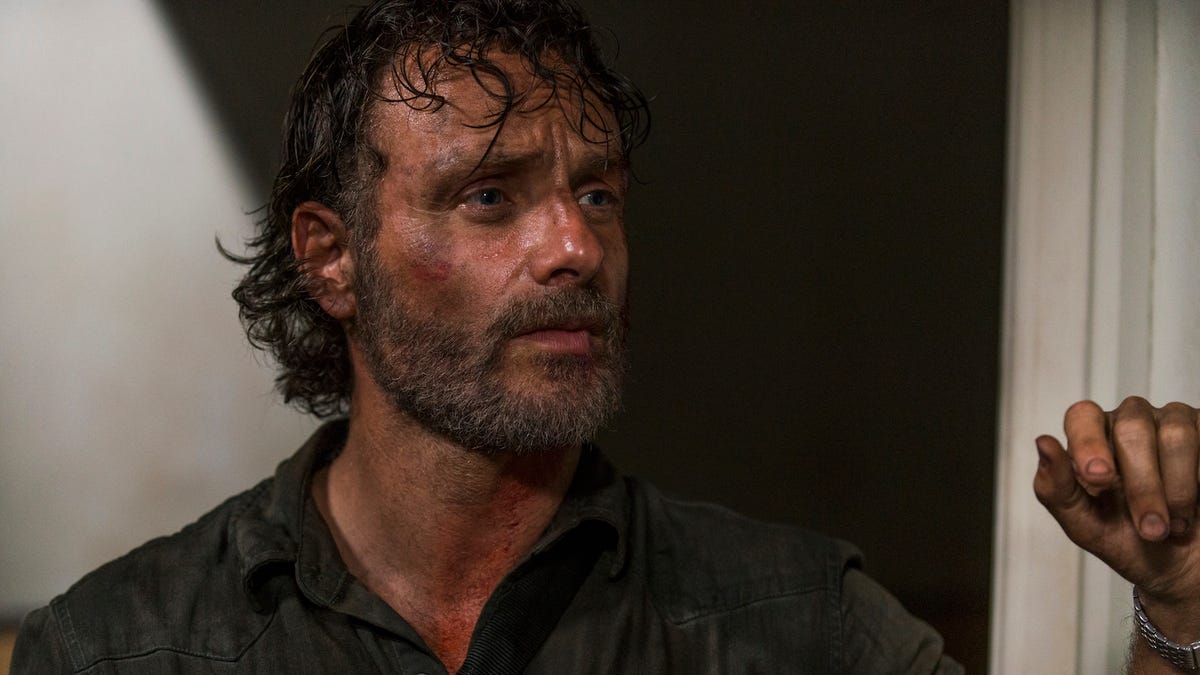 Forget The Rick Negan War A Much Bigger Conflict Is Brewing