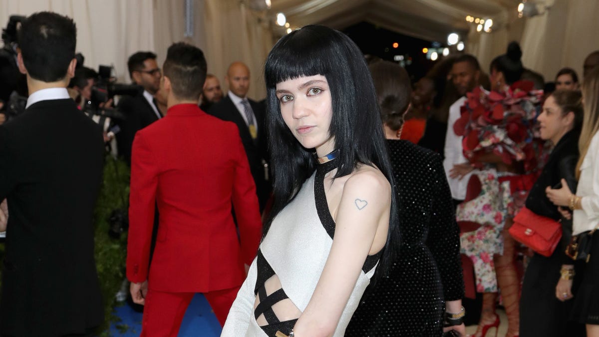 A Timeline Of Grimes And Elon Musk S Short Romance