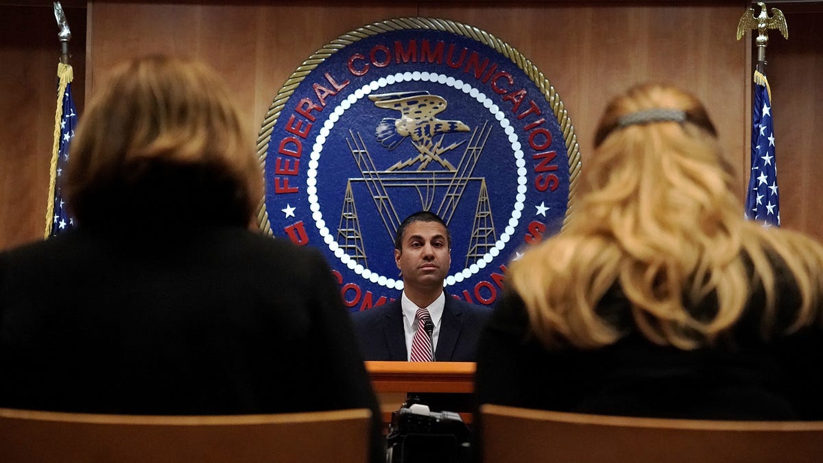 The FCC Is Making a Boneheaded 5G Play to Improve Rural Broadband
