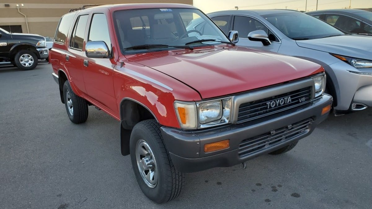Somebody Nabbed This 13 000 Mile 1990 Toyota 4runner Barn