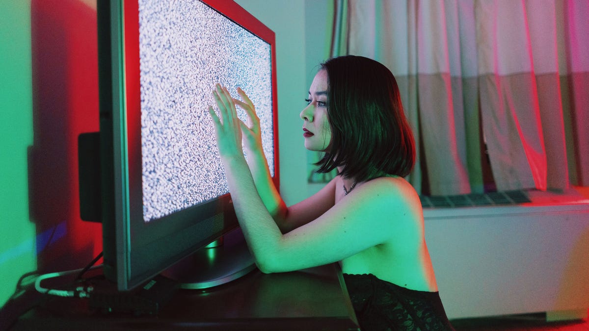What To Listen To Play Watch And Read This Weekend