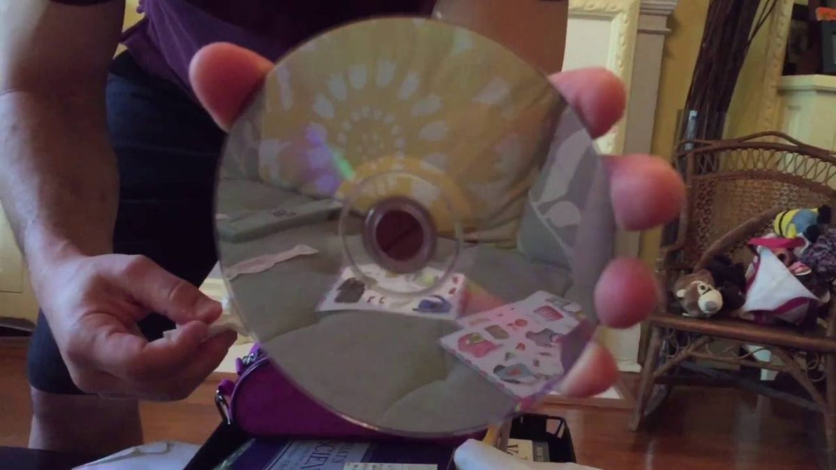 Fix A Dirty Scratched Disc With A Little Forehead Grease