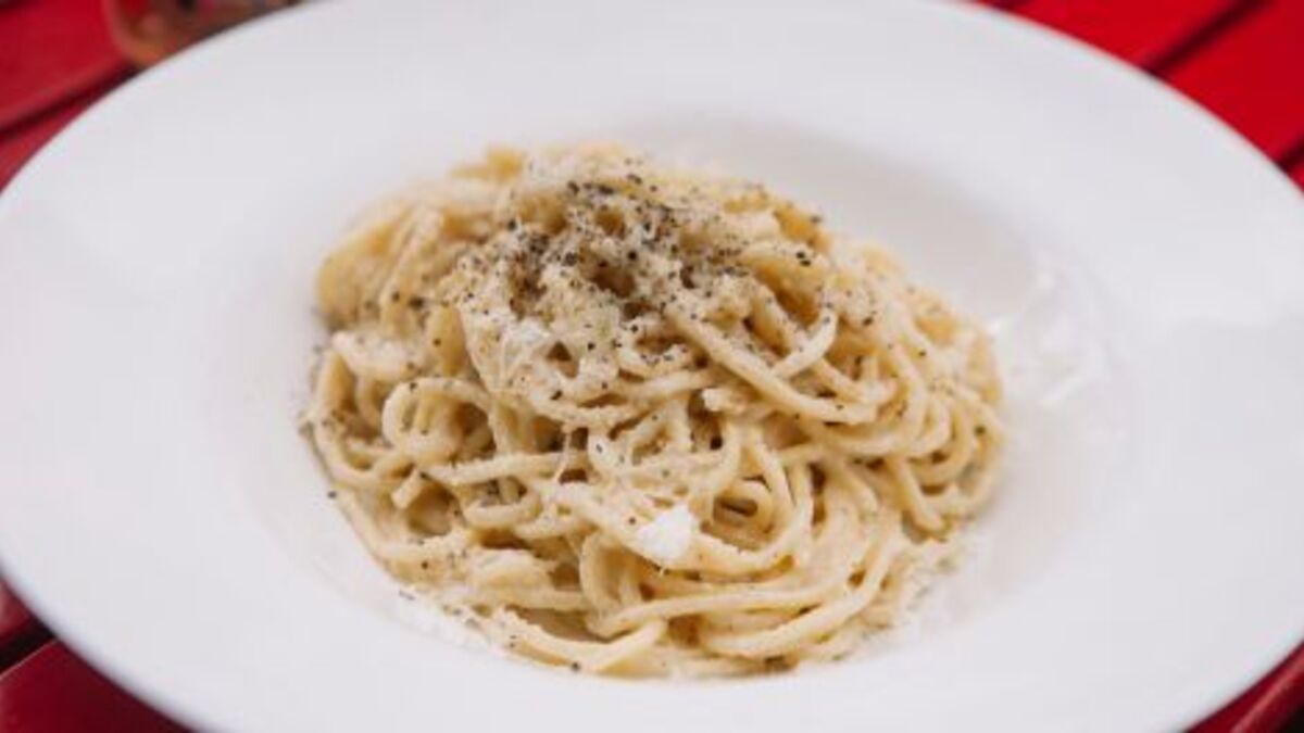 How To Master Cacio E Pepe The Deceptively Difficult Paragon Of Pasta