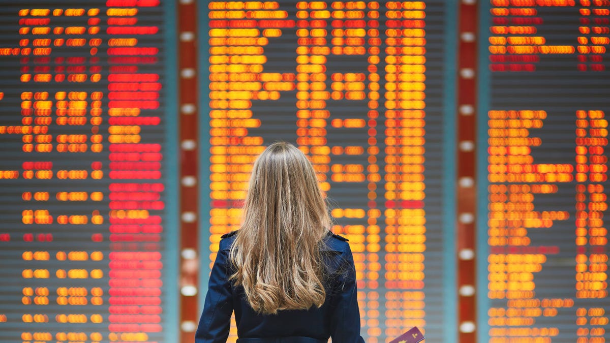 See How Long Your Christmas Flight Will Be Delayed at These U.S. Airports