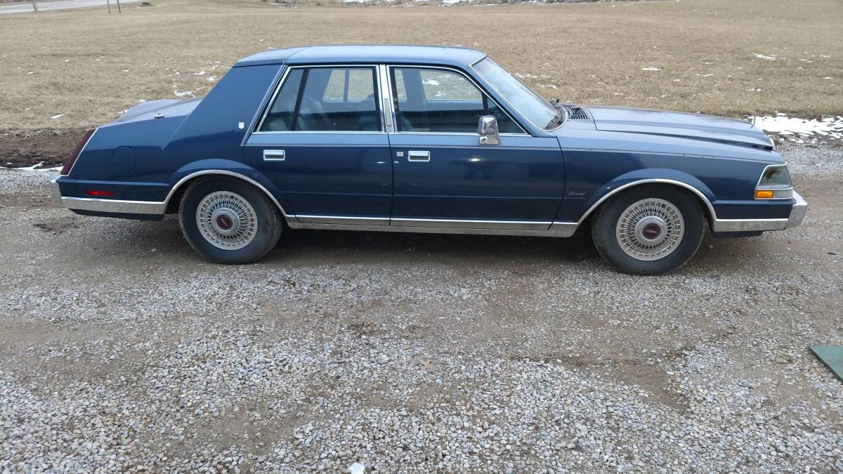 At $4,000, Is This 1984 Lincoln Continental A Bustle-Backed Bargain?