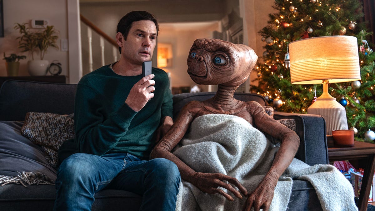 E.T. and the Real, Grown-Up Elliott Reunite…in a Commercial?