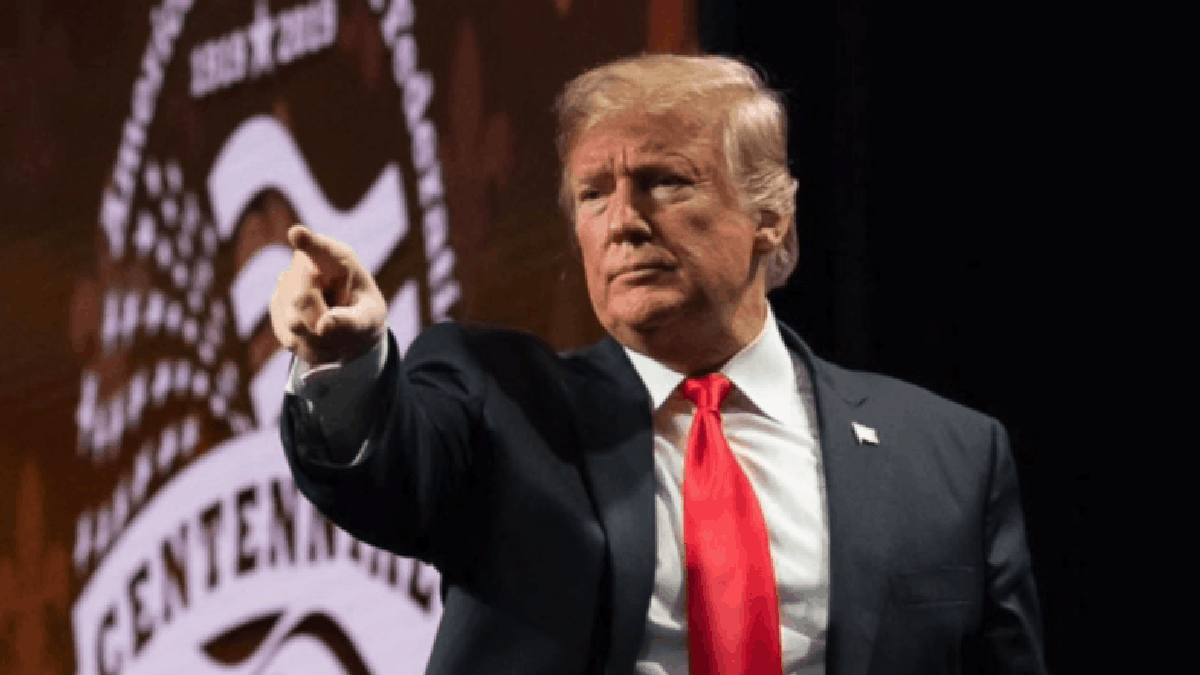 President Trump Posts Altered Photos To Facebook And Instagram That Make Him Look Thinner Tiny hands top latest news photos videos more v people mew a tiny following follow donald j. president trump posts altered photos to