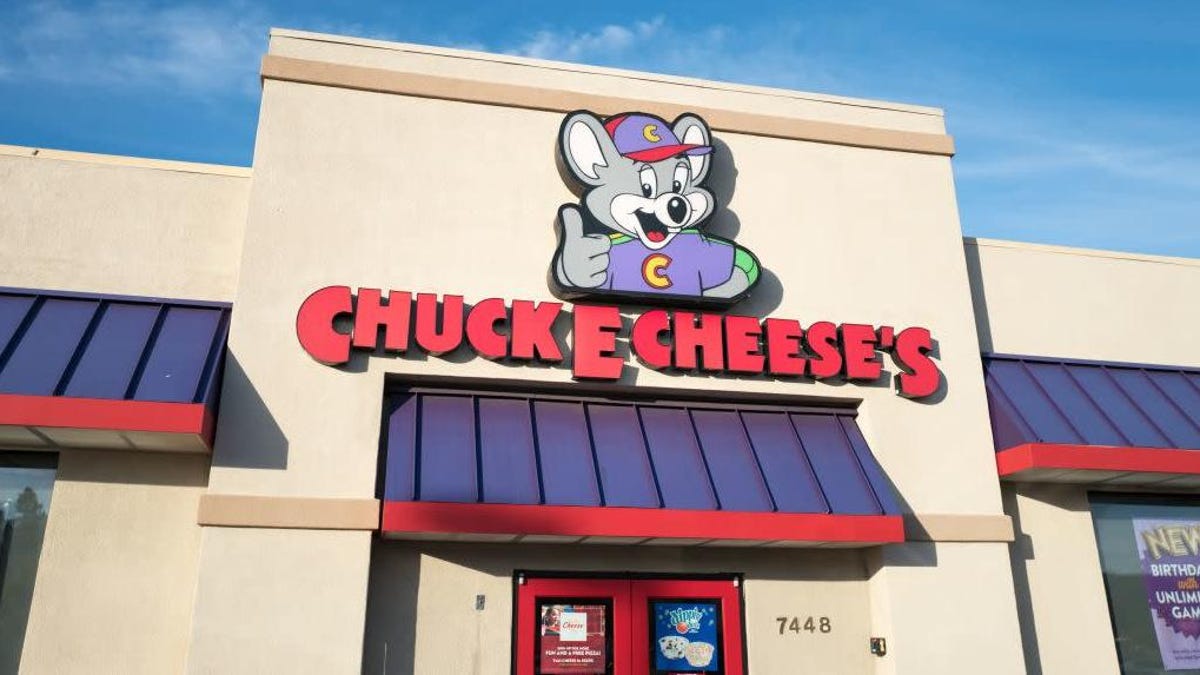 Chuck E. Cheese emerges from bankruptcy [Updated]