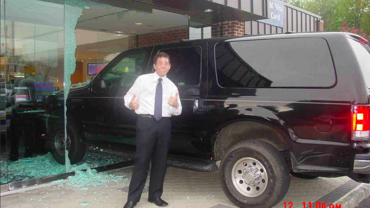 Hilariously Bizarre Craigslist Ad Proves This Ford